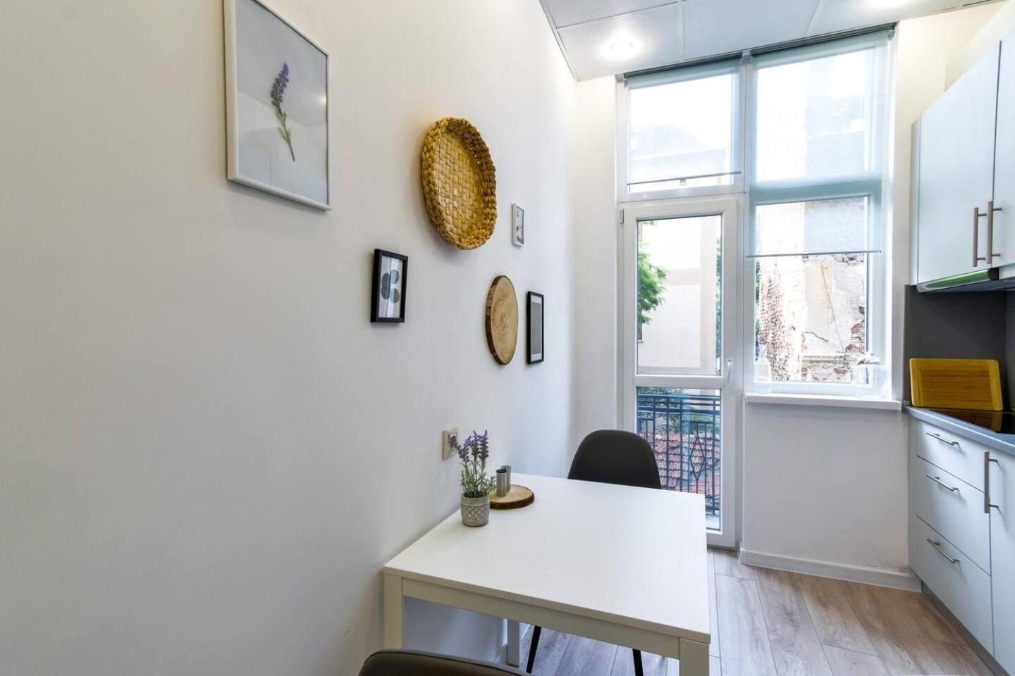 Duplex Condo Prime Location 2Bth 2 Studios Sofia Eksteriør billede